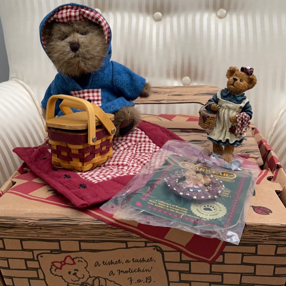 Boyds Bear picnic